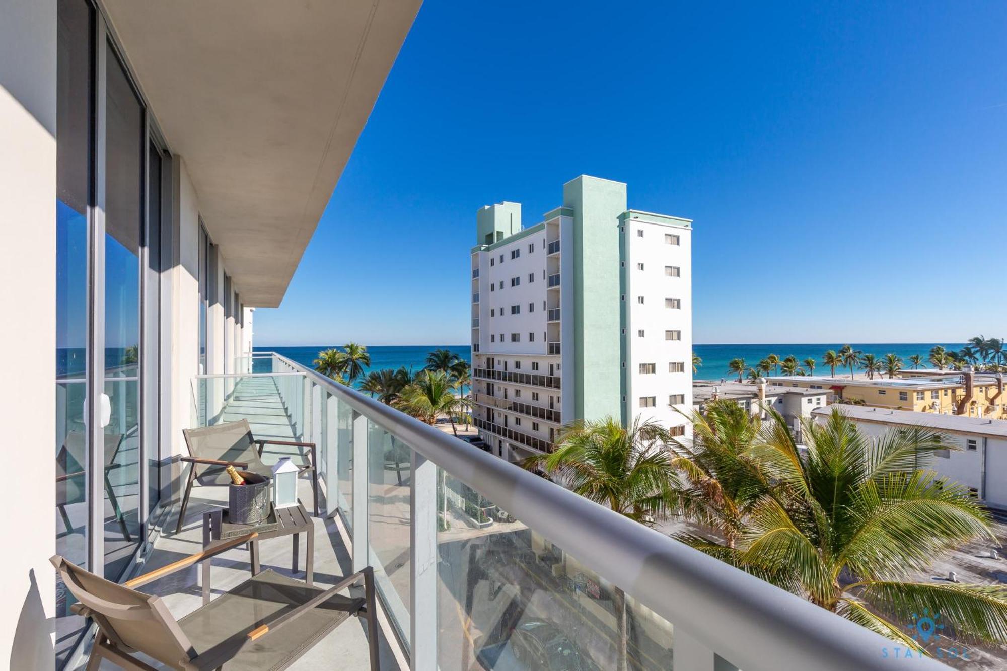 Costa Hollywood Beach エクステリア 写真
